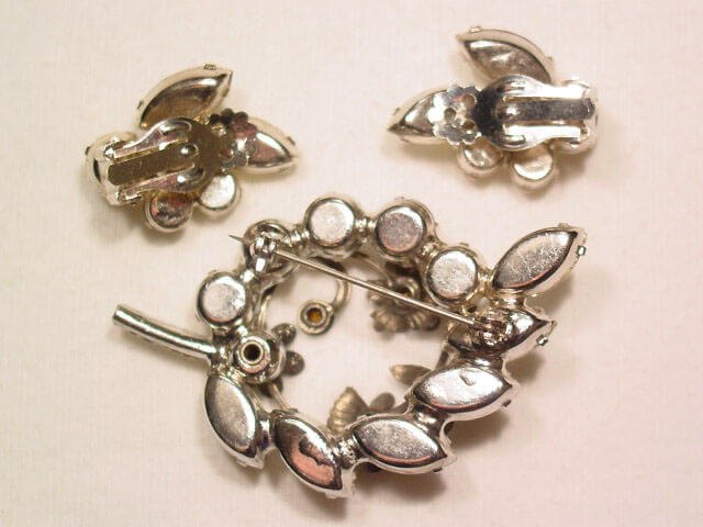 Yellow Floral Pin and Earrings Set - Image 2