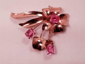 Sterling By Jordan Stylized Flower Pin with Pink Rhinestones