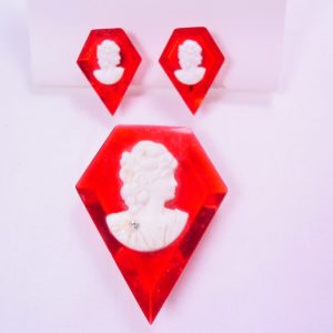 Cameo on Red Lucite Kite Pin and Earrings Set