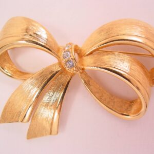 Goldtone Avon Bow Pin