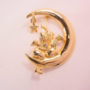 Reach for the Stars Boy and Girl Angel Pin