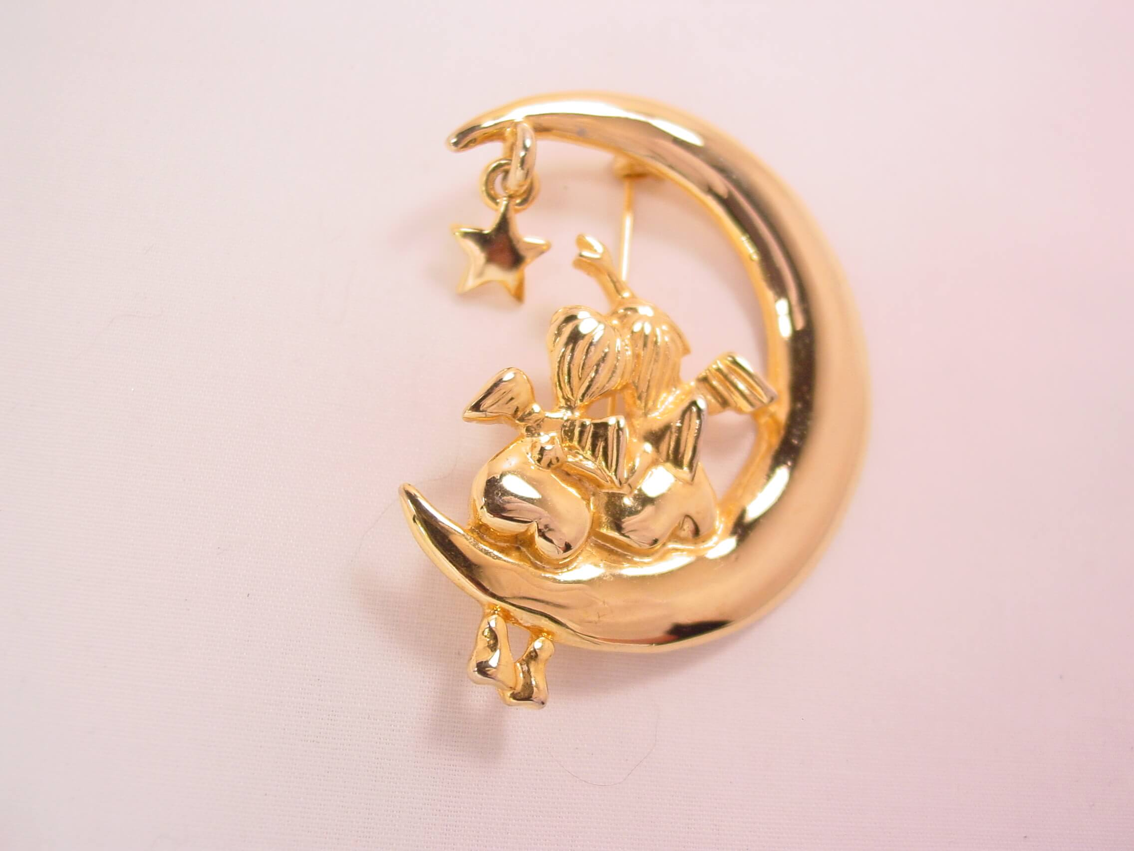 Reach for the Stars Boy and Girl Angel Pin - Image 3