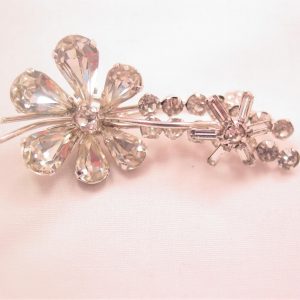 Dazzly Austrian Clear Rhinestone Flower Pin