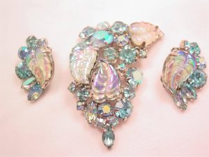 Beautiful Light Blue Leaf Rhinestones Pin and Earrings Set