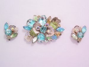 Aqua and Green Shell-Shaped Flowered Rhinestone Pin and Earrings Set