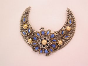 1940s Huge Thief of Bagdad Korda Crescent Imitation Pearl and Blue Pin