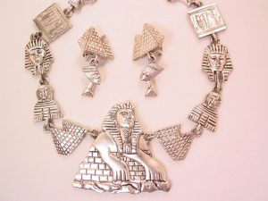 1995B.G. Egyptian Necklace and Earring Set