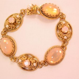 Opalescent Pink and Pearl German Bracelet