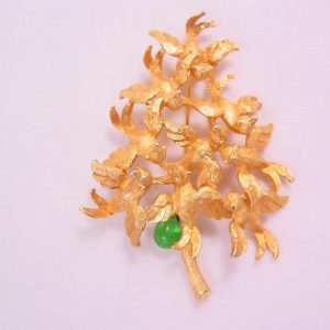 Brushed Goldtone Cadoro Partridge in a Pear Tree Pin