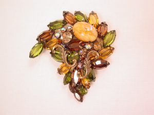 Autumn Brown and Olive Juliana-Style Pin