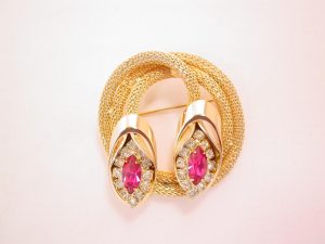 Kramer Round Goldtone Chain with 2 Magenta Marquis Rhinestones Pin