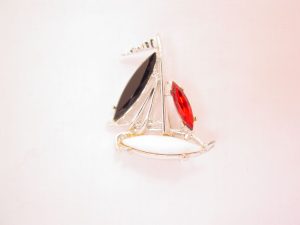 Dodds Sailboat Pin