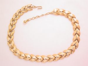 Trifari Stylized Leaf Choker Necklace