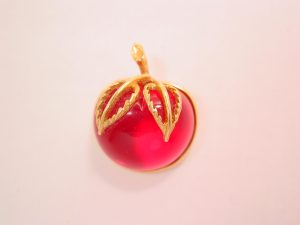 Sarah Coventry Pink Jelly Belly Cherry Pin