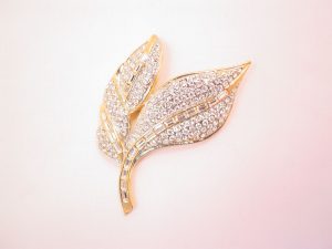 Brilliant Pave Set Clear Rhinestone Double Leaf Pin