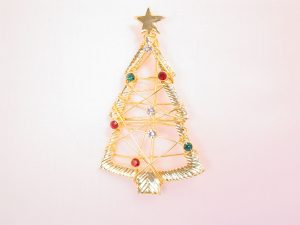 Bright Goldtone Wire-Wrapped and Rhinestone Christmas Tree Pin