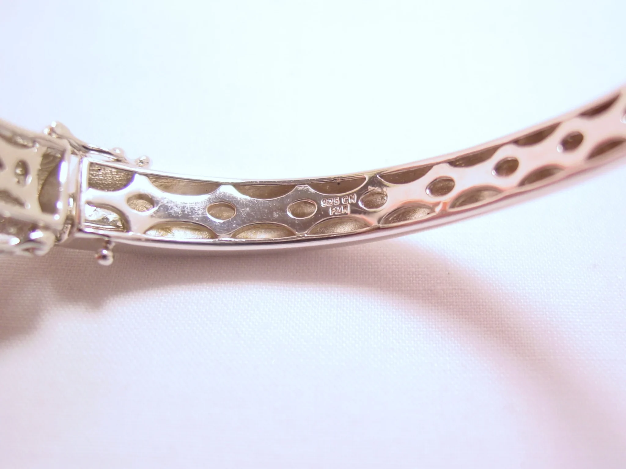 Absolutely Stunning Rhinestone Encrusted Sterling Elephant Bracelet - Image 8
