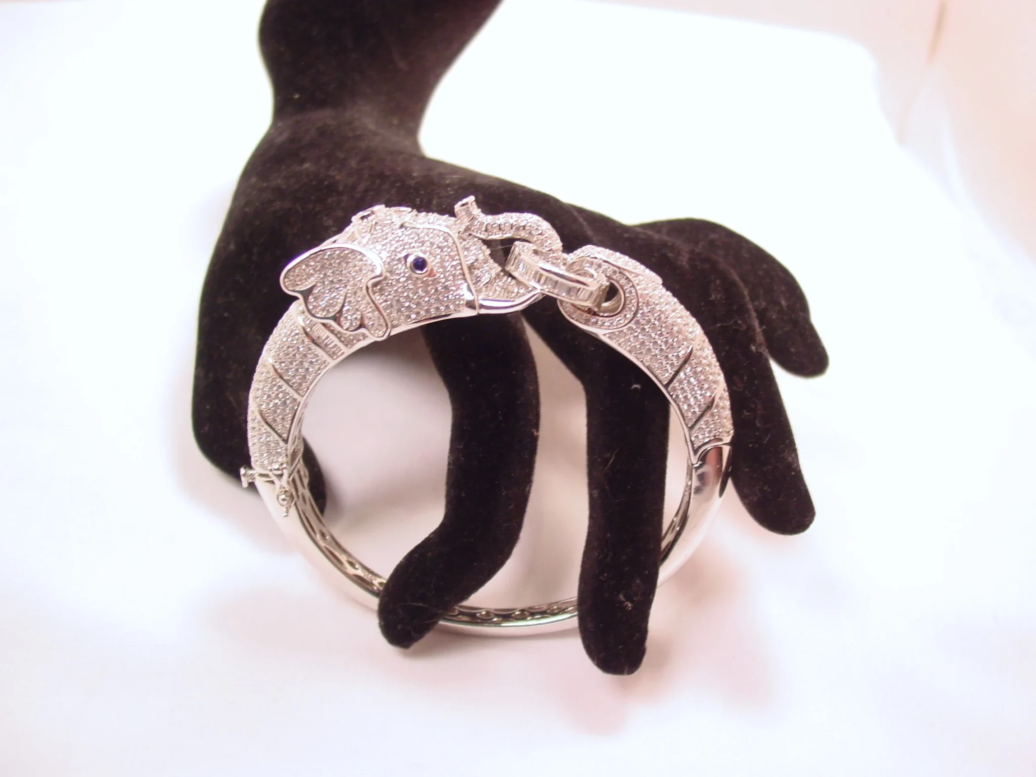 Absolutely Stunning Rhinestone Encrusted Sterling Elephant Bracelet - Image 16