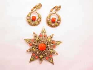 Art Filigree Starburst Floral Pin and Earrings Set