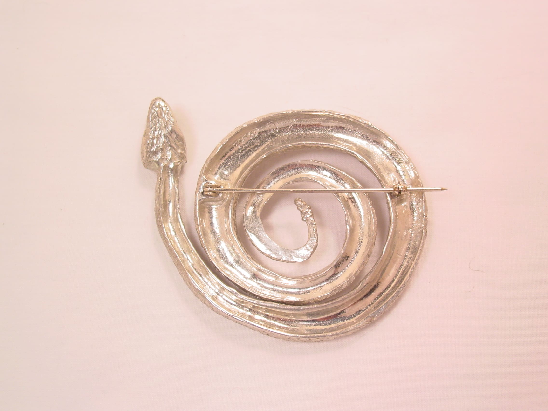Signed Maurice Milleur Coiled Snake Pin for the 1990s - Image 4