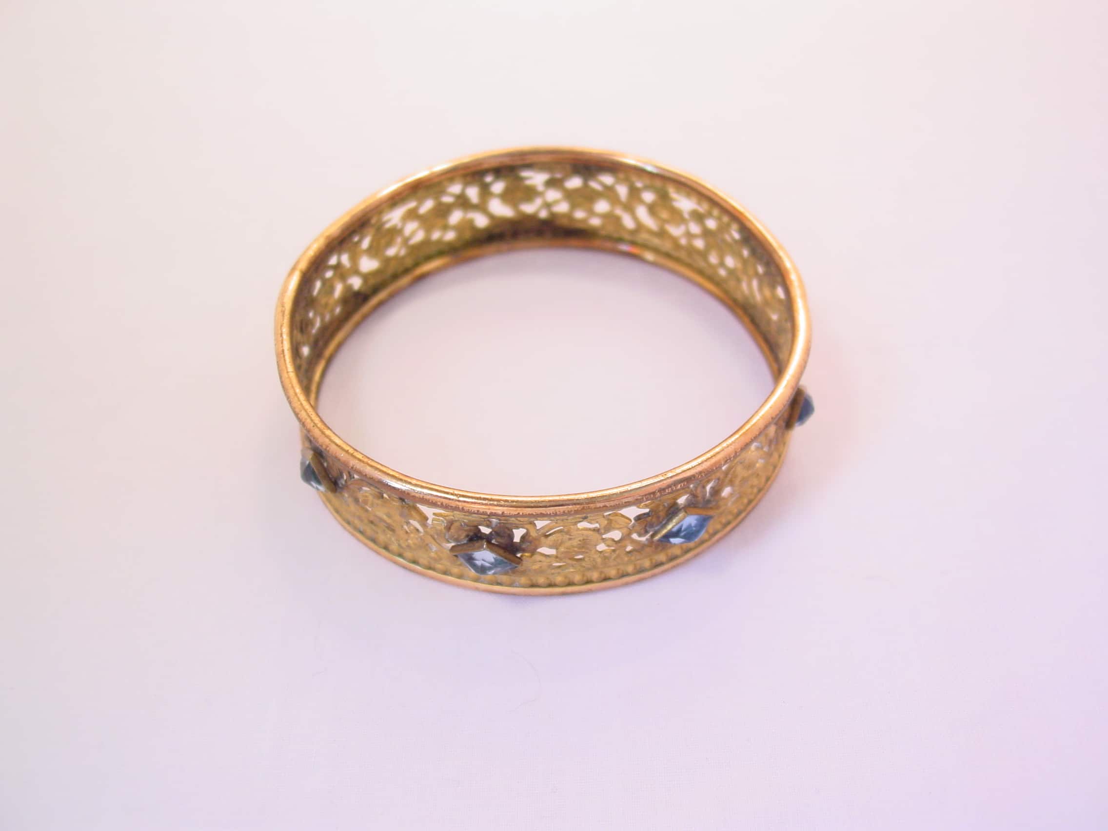 Beautiful Old Filigree and Blue Rhinestone Bangle Bracelet - Image 4