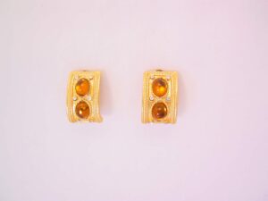 Rich-Looking Topaz Rhinestone Earrings