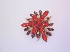 Red and Purple and Leaf-Shaped Rhinestone Triangle Pin