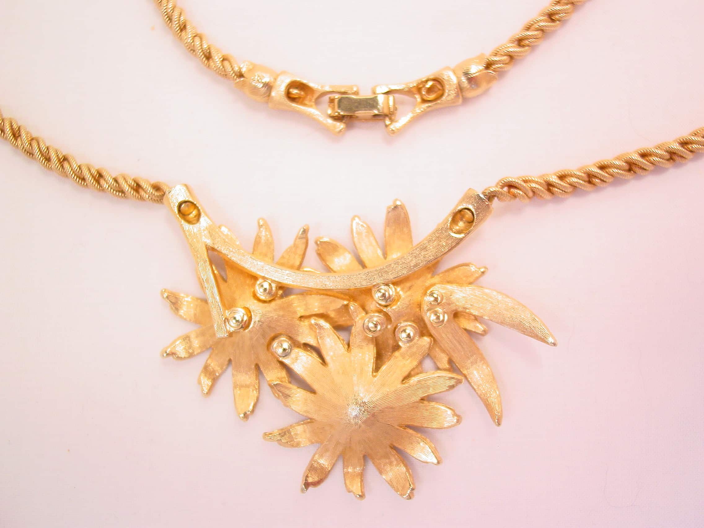 Silver and Gold Daisy Parure - Image 4