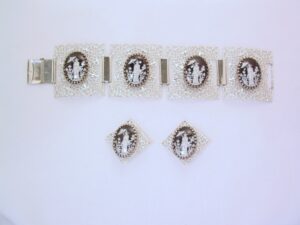 Bright Silvertone Reverse Glass Intaglio Asian Woman with Umbrella Bracelet and Earrings