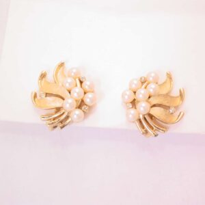 TRIFARI goldtone and pearl earrings