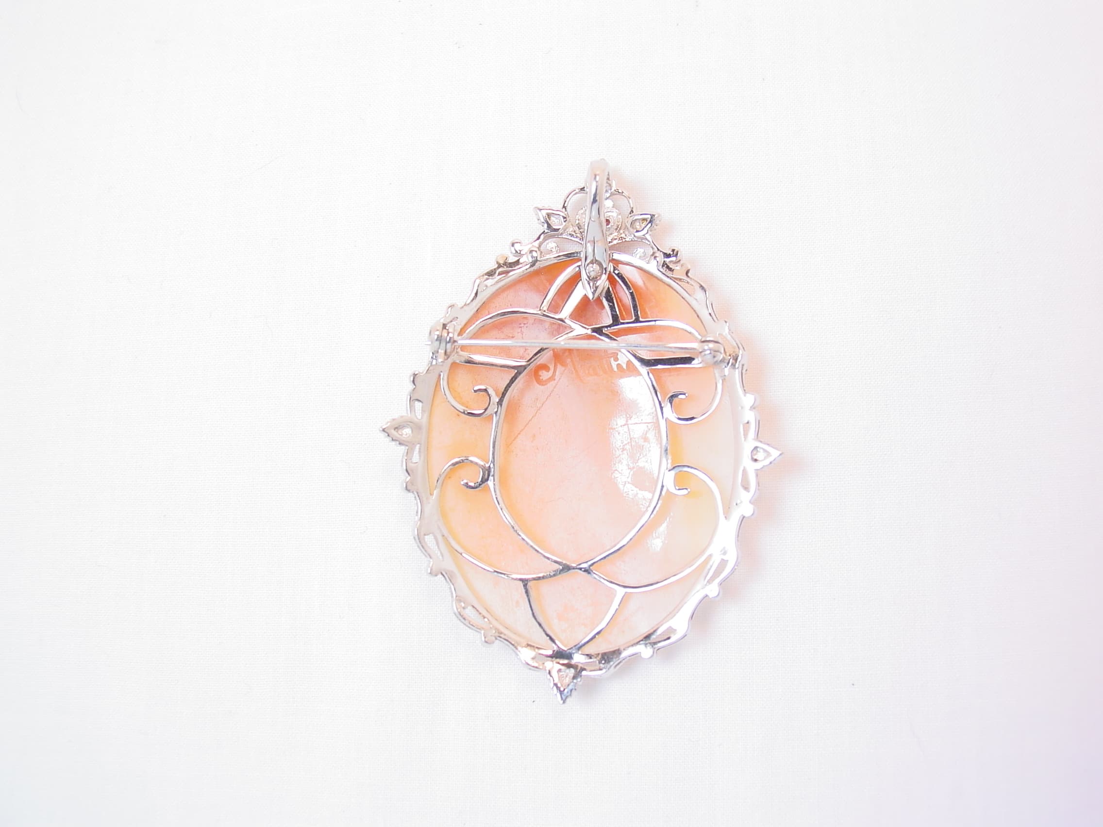 Huge Mattia Carved Real Shell Cameo Pin - Image 2