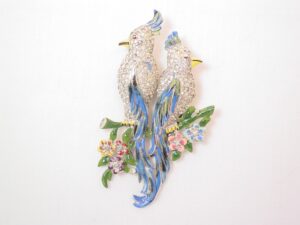 Coro Duette Lovebirds Pin