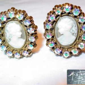 Mister Bijoux Cameo Earrings
