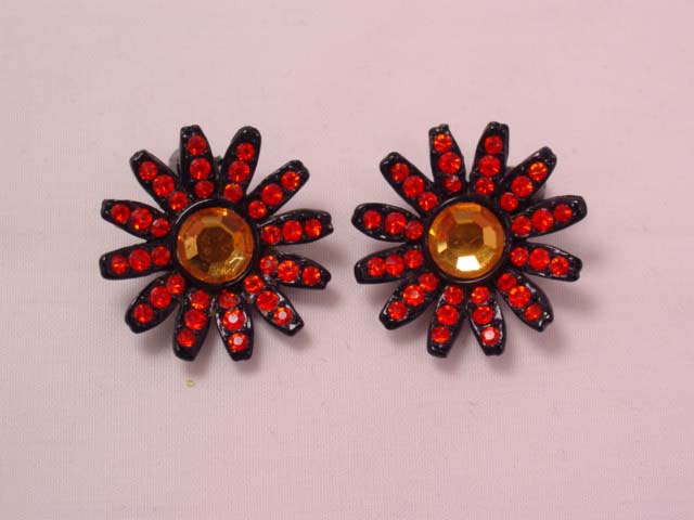 Capri Daisy Earrings