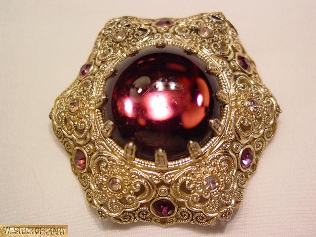Light Filigree Western Germany Purple Pin