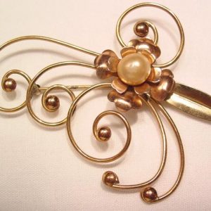 Harry Iskin Imitation Pearl 1/20 10K Flower Pin
