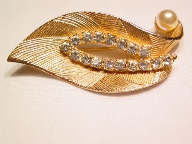 Textured Rhinestone Leaf Pin