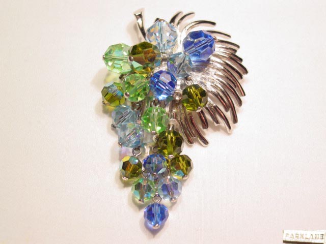 Crystal Park Lane Grape Bunch Pin/Pendant