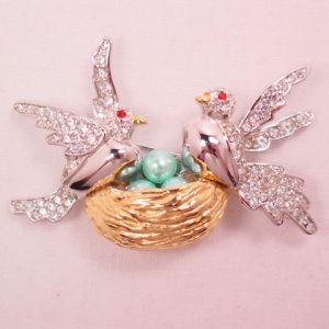 Joan Rivers Birds on Nest Pin