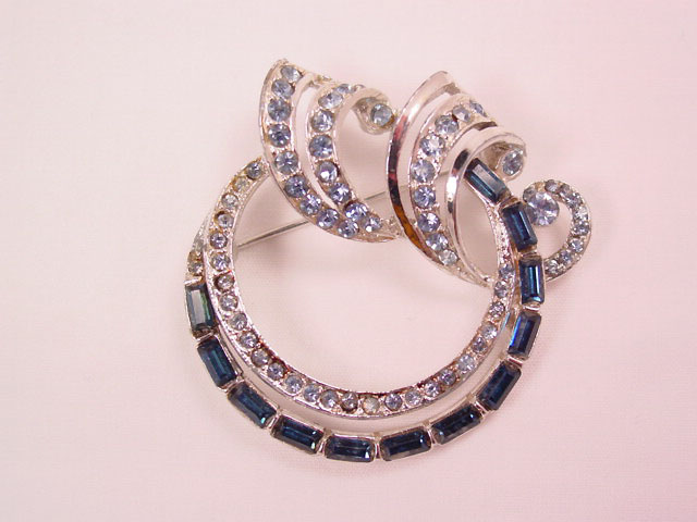 Pale Blue and Montana Blue Circle Pin