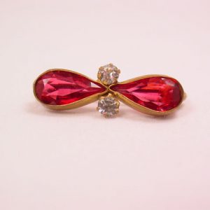 Tiny Cranberry Bar Pin