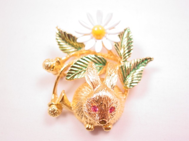 Trifari Trembler Bunny and Flower Pin