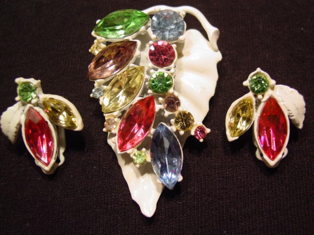 White Enamel Pastel Rhinestone Leaf Pin and Earrings Set