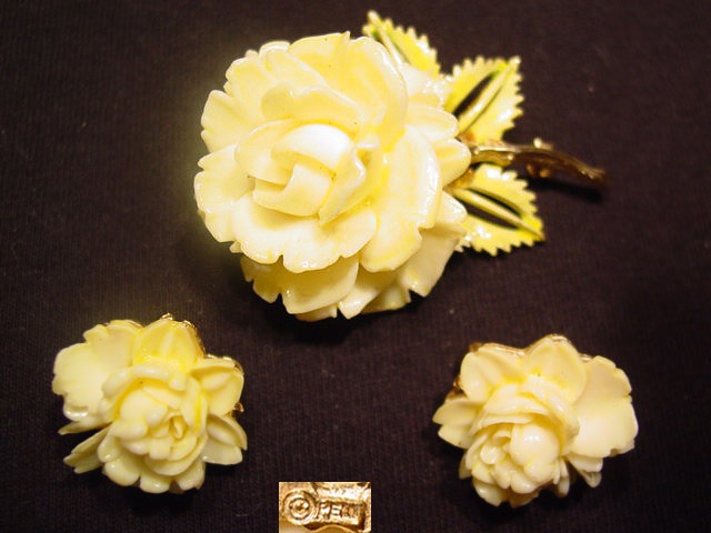 Pell Pale Yellow Rose Pin and Earrings Set