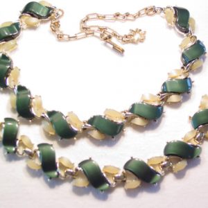 Green Leaf Thermoset Star Bracelet and Necklace Set