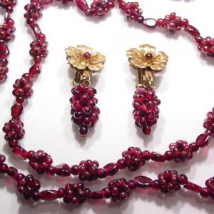 Janny Garnet Necklace and Earrings Set