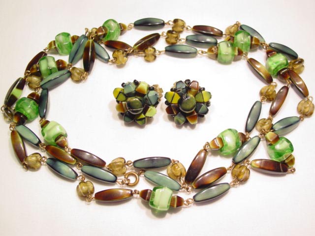 Green and Brown Mottled Glass West German Necklace and Earrings Set