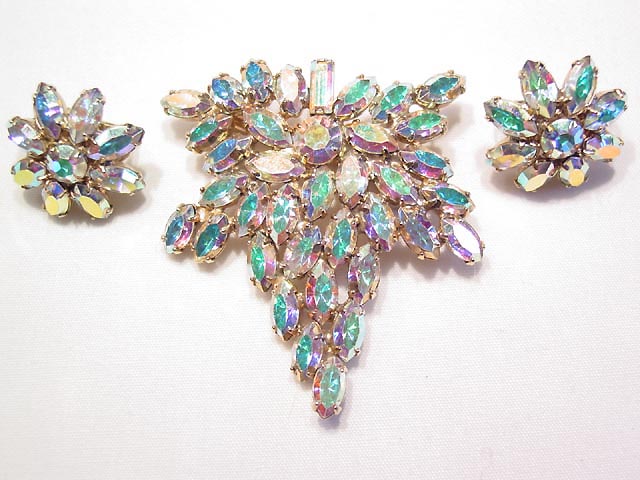 Wonderful Bright Aurora Borealis Maple Leaf Pin and Round Earrings Set